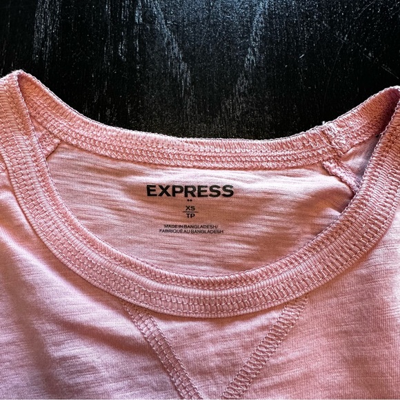 Express XS Pink Salmon Red T-Shirt Tight - Picture 2 of 5